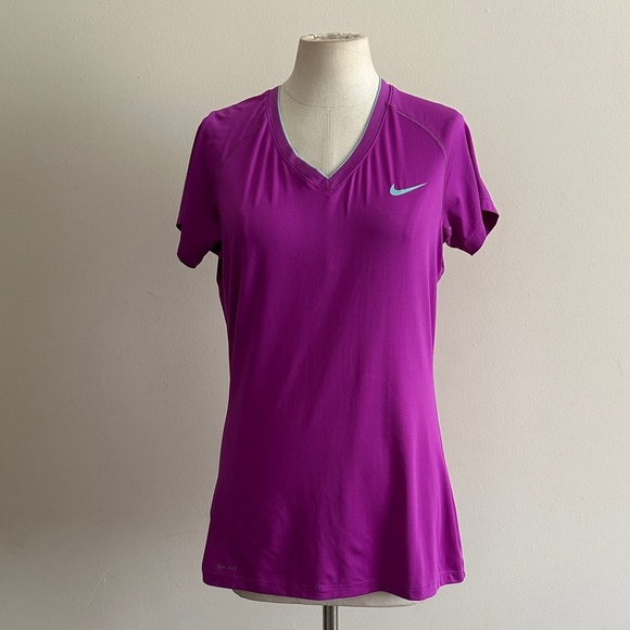 Nike Pro Combat Dri-Fit Short Sleeve Shirt Fitted V-Neck Purple Women’s Size L - Picture 3 of 6